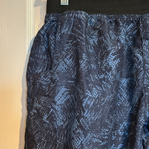 Prana men’s blue 9” inseam athletic shorts size large - Picture 3 of 9